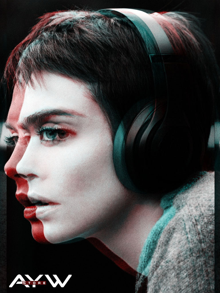 EARPHONES & HEADPHONES